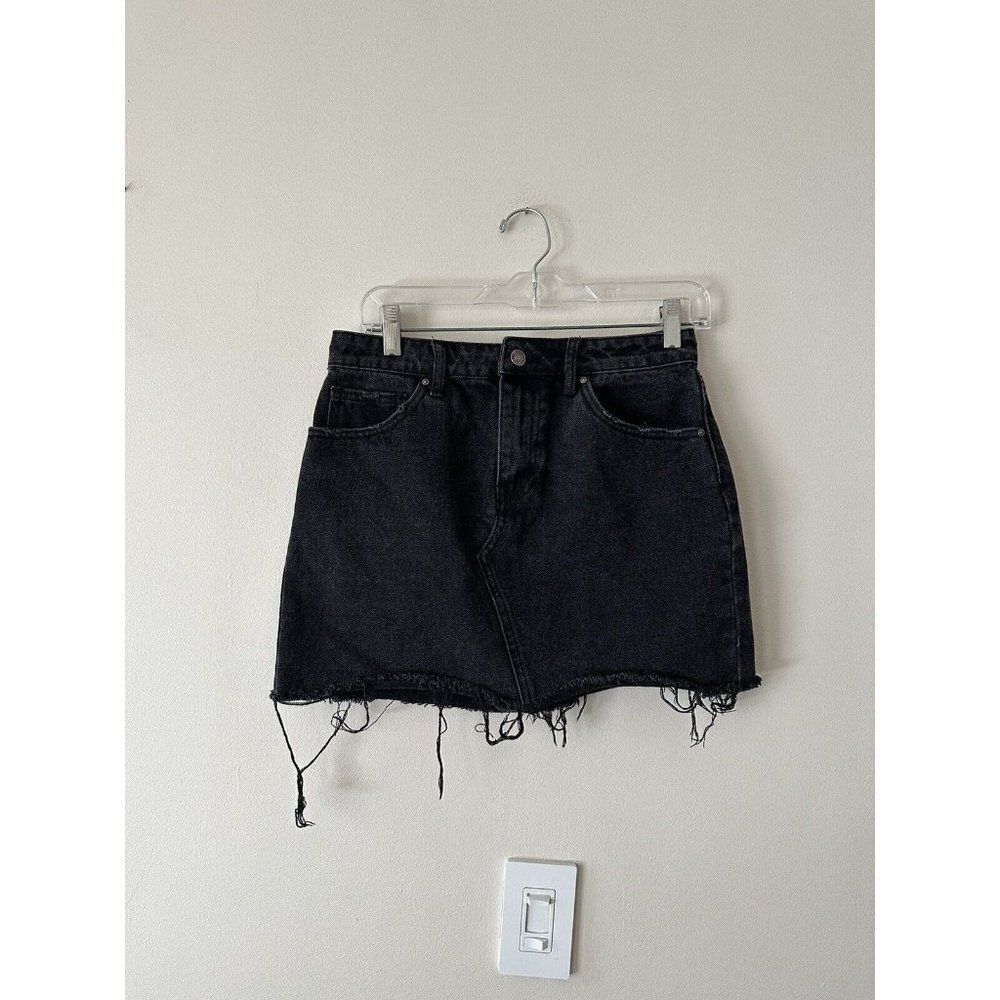 Forever 21 Raw Hem Distressed Denim Short Skirt Mini Black Gothic Size M